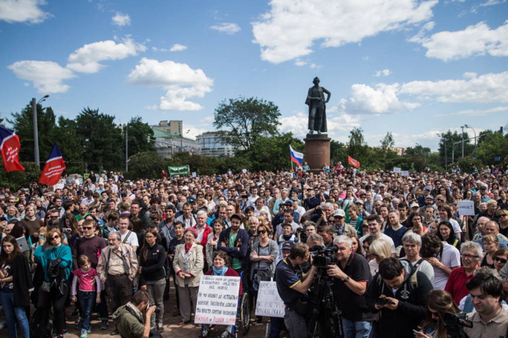 3500 people in Moscow, mostly scientists, participated in the demonstration in defense of science and education in Russia