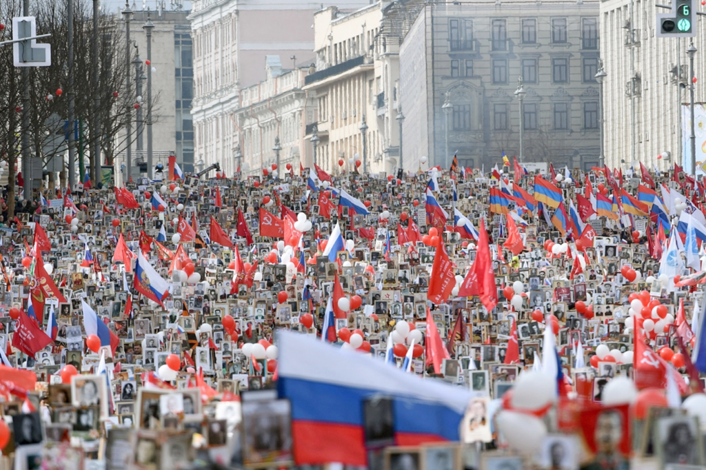 <em>May 9, 2017. Immortal Regiment march in Moscow.</em>
